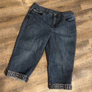 Lowest $ Christopher & Banks accent cuff capris 10